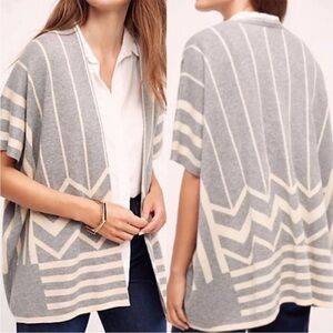 NWT Anthropologie La Fee Verte Hudsen Printed Poncho Grey Open Front Chevron